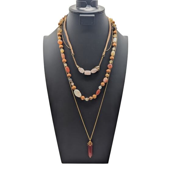 Lot of Three Stone Bead Gold Tone Necklaces - Picture 9 of 10